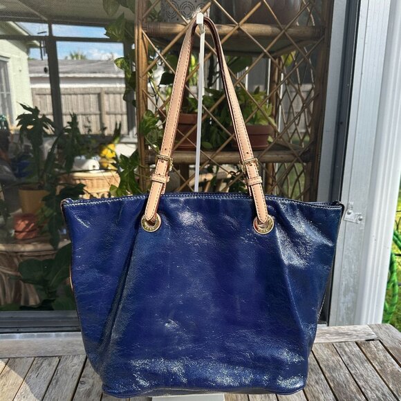 Michael by Michael Kors Jet Set Blue Patent Leather Tote - Picture 2 of 16